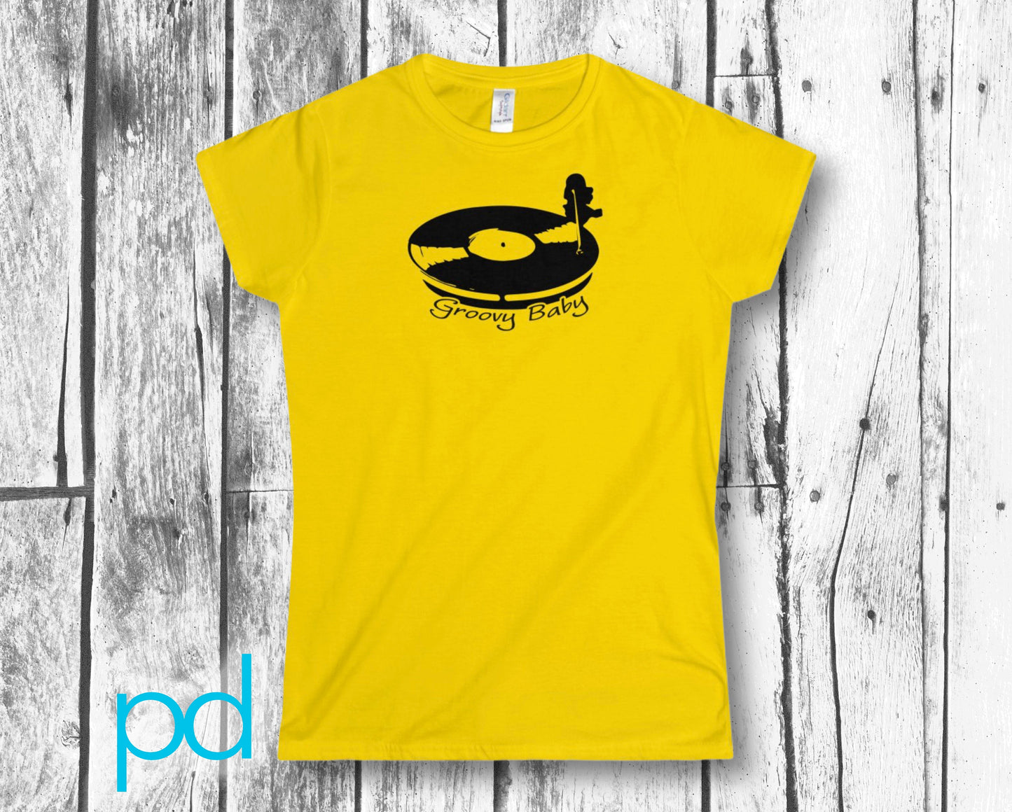 Record Player Turntable Top (Groovy Baby Black) Wax Disc DJ Funky Women's Softstyle Tee