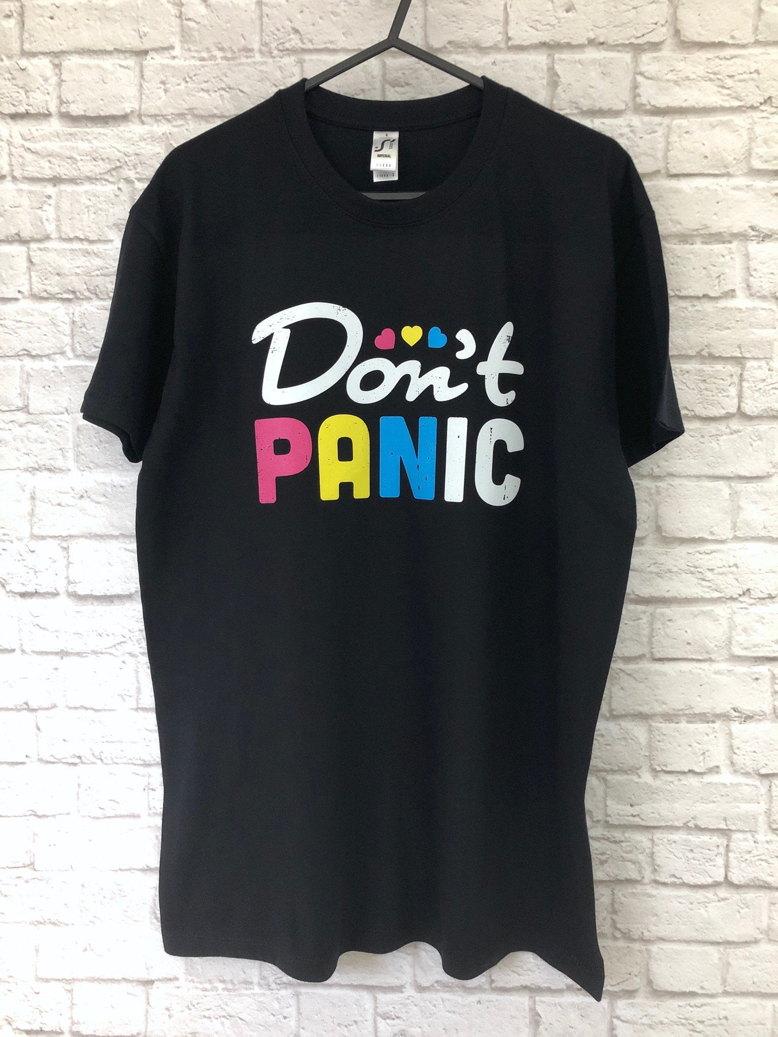 Don't Panic T-Shirt, Pansexual Pan Pride Gift Idea, LGBTQ+ Pansexuality Support Graphic Print Design Tee Shirt Top