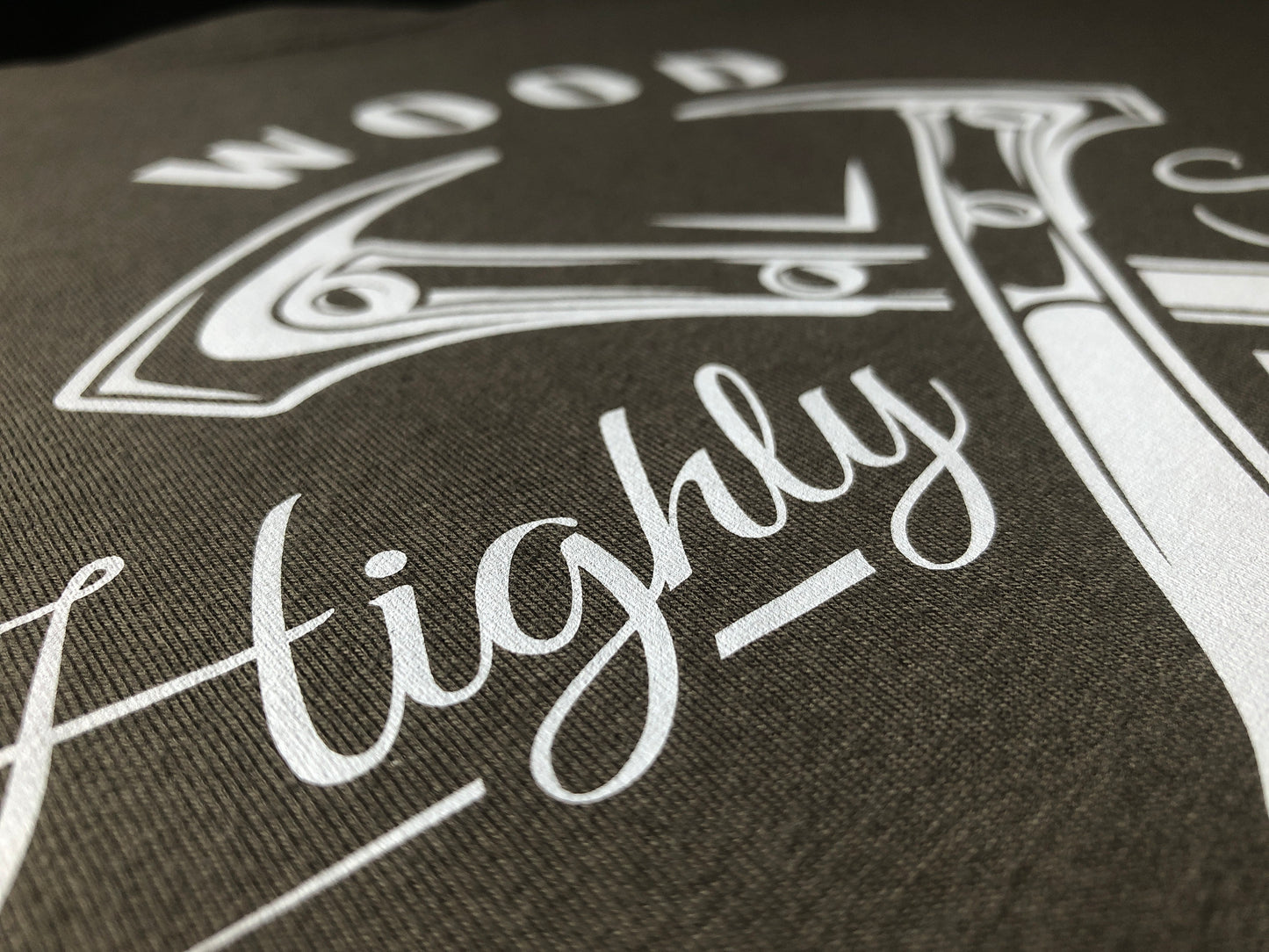 Funny Carpenter T-Shirt, Woodwork Gift Idea, Humorous High Quality Wood Butcher Graphic Print Tee Shirt Top Featuring Two Crossed Hammers