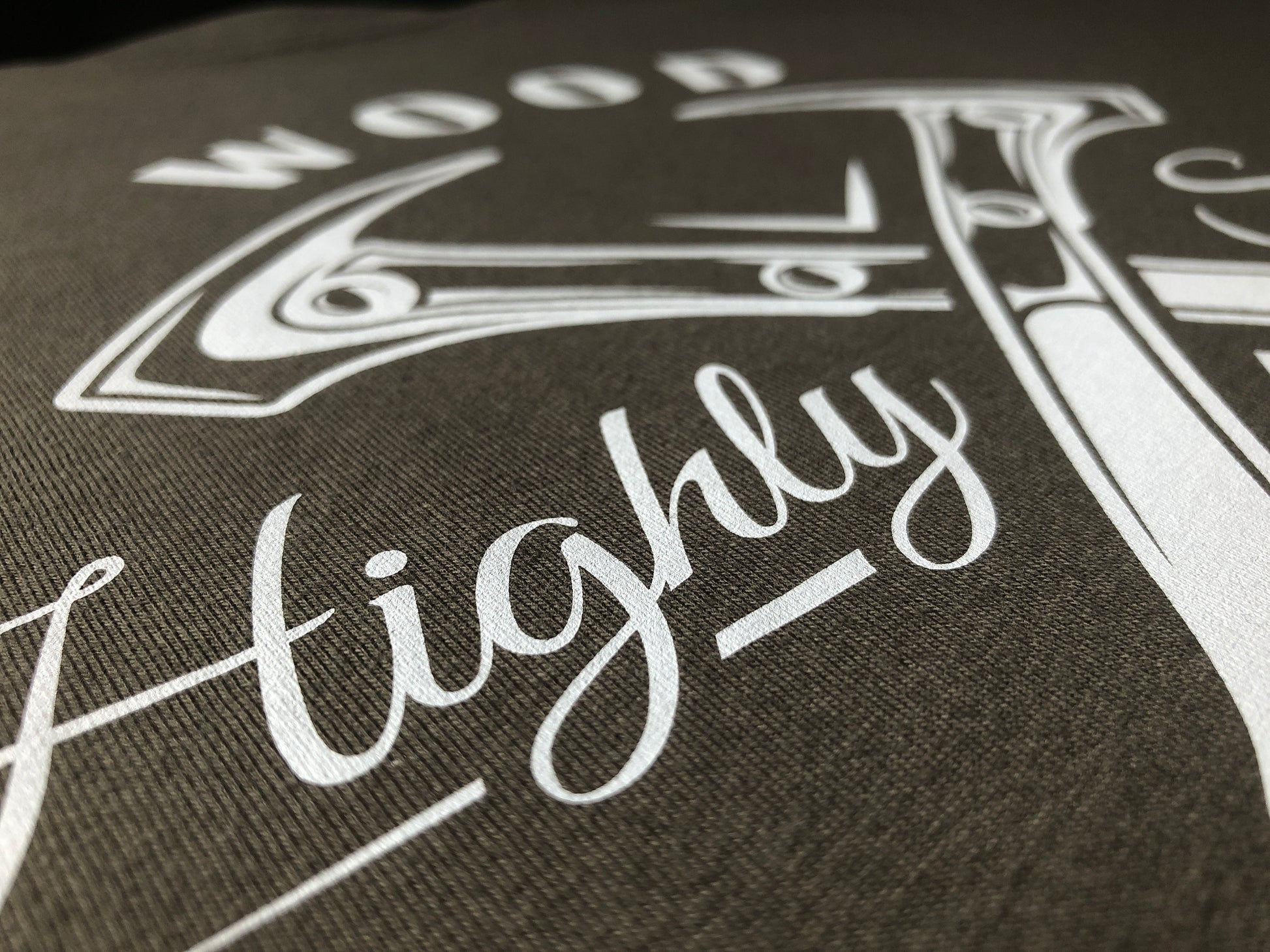 Funny Carpenter T-Shirt, Woodwork Gift Idea, Humorous High Quality Wood Butcher Graphic Print Tee Shirt Top Featuring Two Crossed Hammers